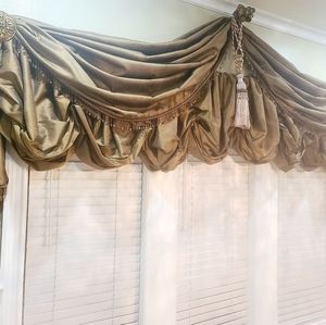 Exquisite Custom Drapes